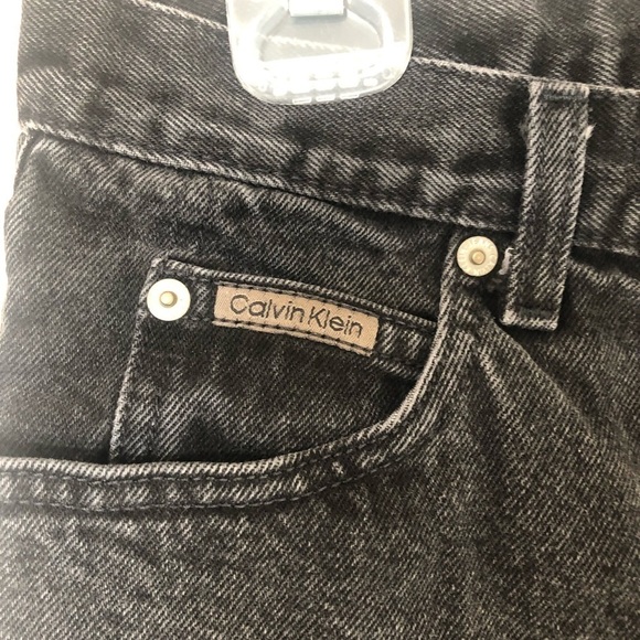 Calvin Klein vintage high rise mom style jeans. - Picture 6 of 13